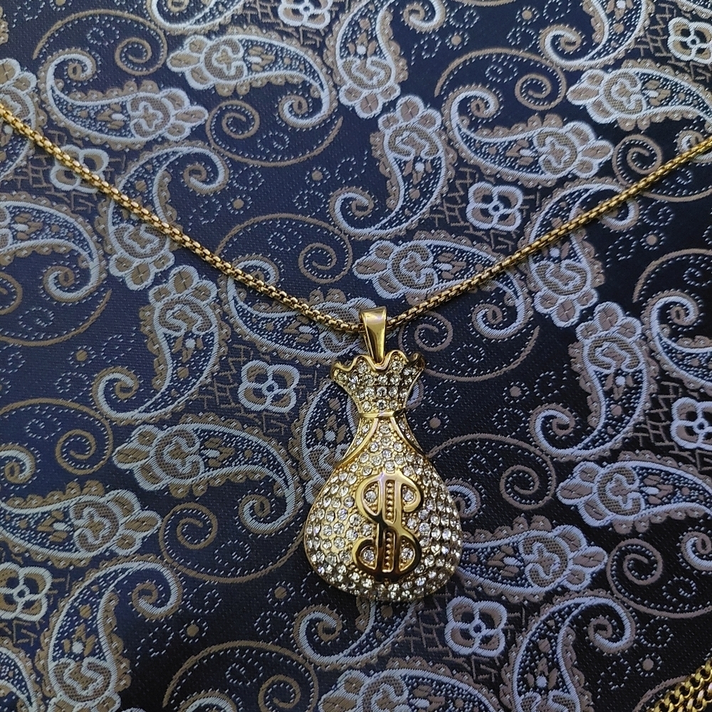 18K Gold Plated Money Bad Pendant Necklace With Crystals - Picture 11 of 15